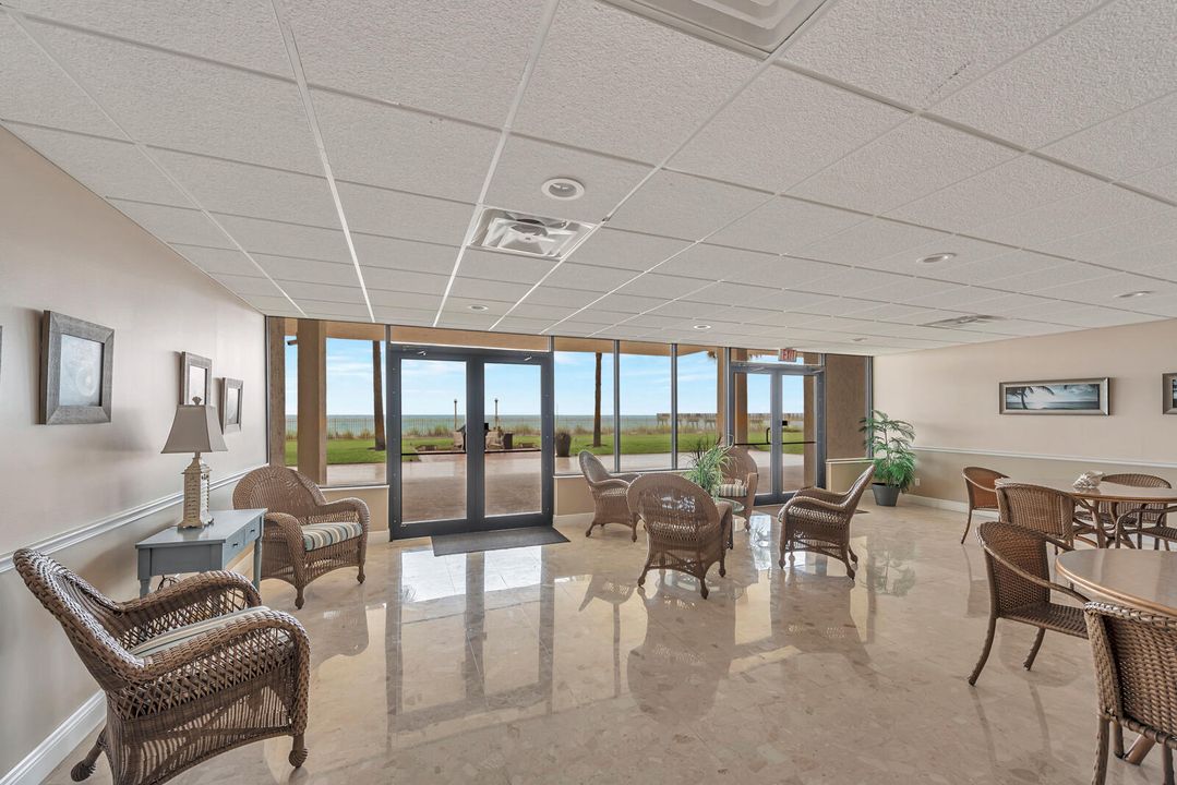 For Sale: $920,000 (2 beds, 2 baths, 1822 Square Feet)