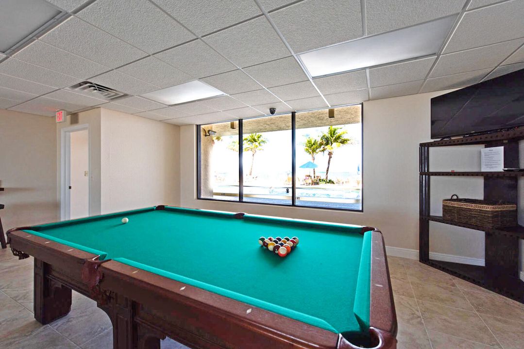 For Sale: $920,000 (2 beds, 2 baths, 1822 Square Feet)