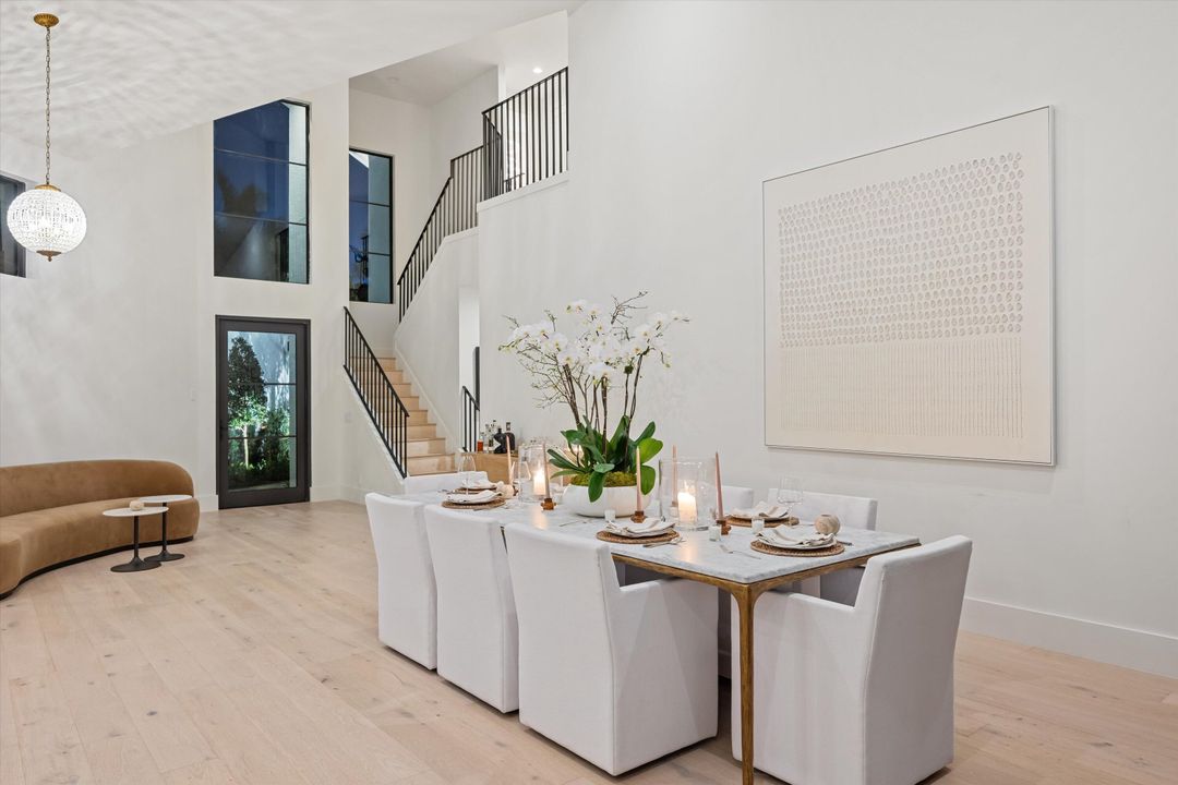 Active With Contract: $2,695,000 (5 beds, 4 baths, 3427 Square Feet)