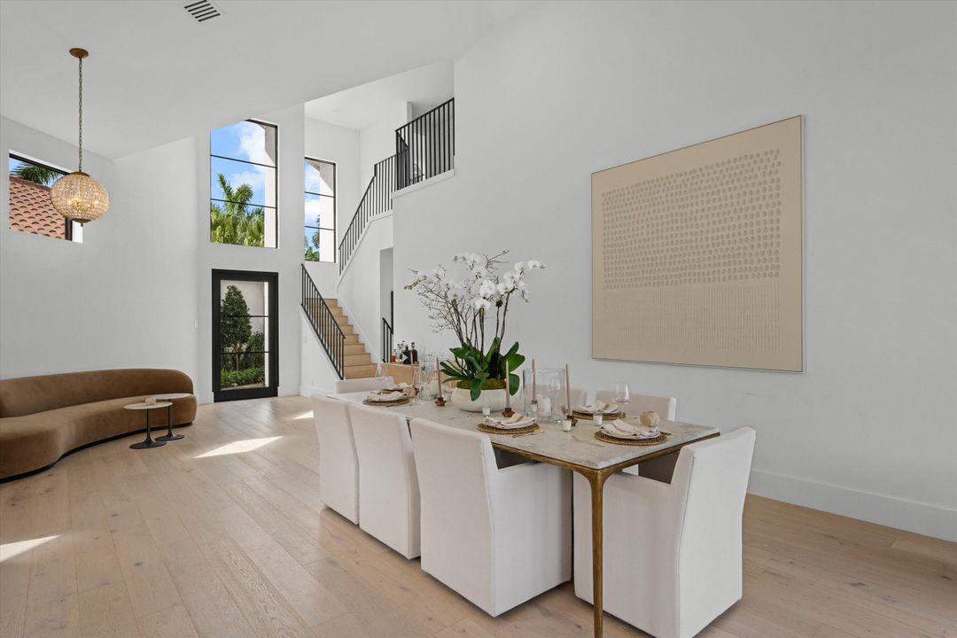 Active With Contract: $2,695,000 (5 beds, 4 baths, 3427 Square Feet)