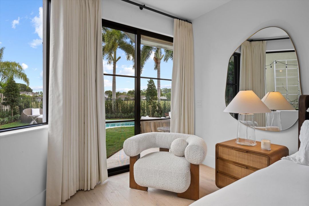 Active With Contract: $2,695,000 (5 beds, 4 baths, 3427 Square Feet)