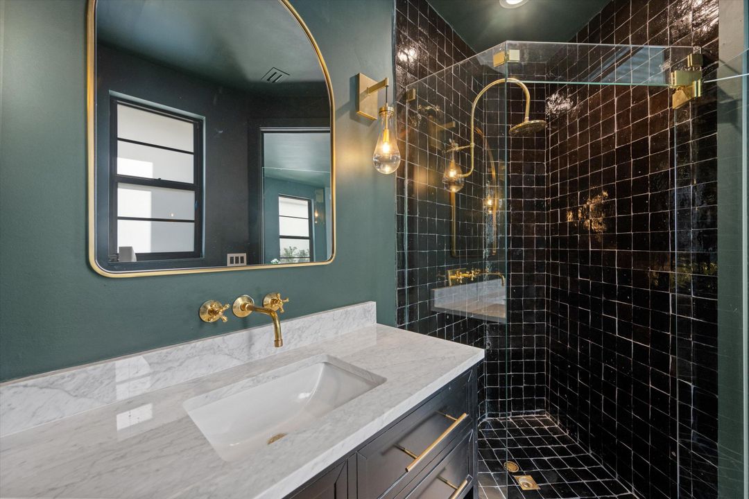 Active With Contract: $2,695,000 (5 beds, 4 baths, 3427 Square Feet)