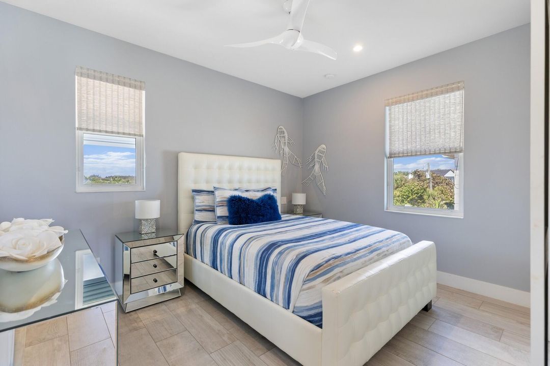 For Sale: $3,995,000 (4 beds, 4 baths, 2822 Square Feet)