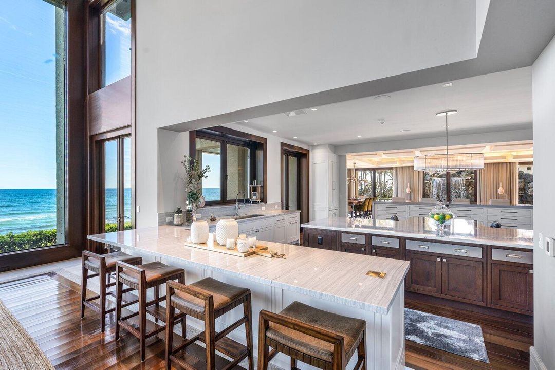 待售: $150,000,000 (9 贝兹, 11 浴室, 29485 平方英尺)