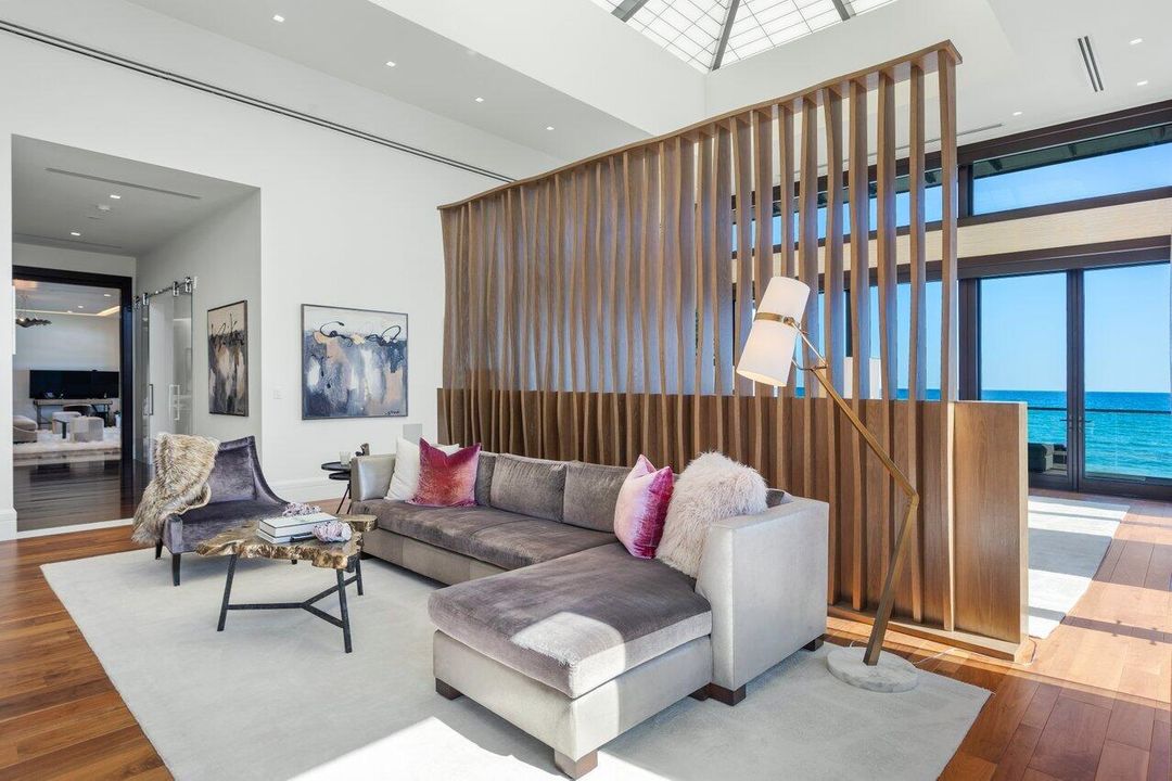 待售: $150,000,000 (9 贝兹, 11 浴室, 29485 平方英尺)