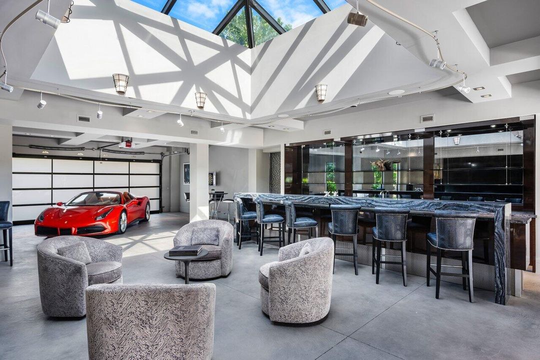 待售: $150,000,000 (9 贝兹, 11 浴室, 29485 平方英尺)