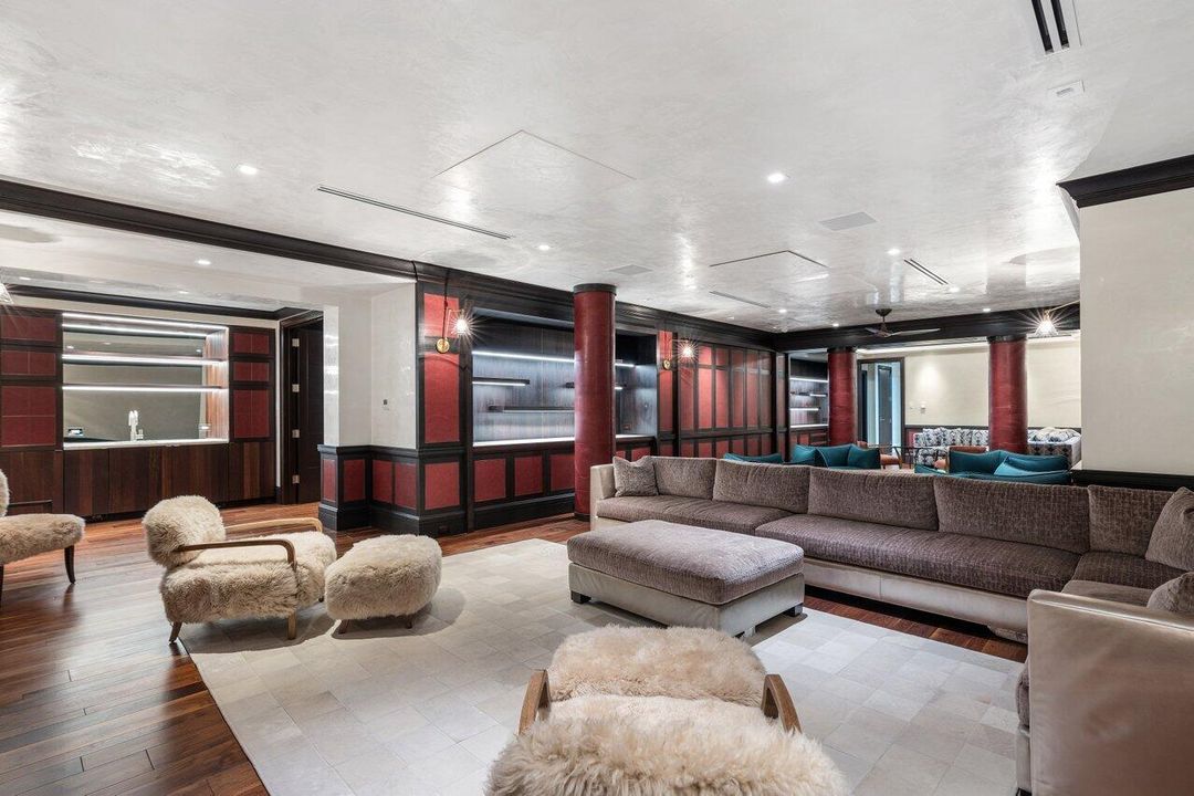 待售: $150,000,000 (9 贝兹, 11 浴室, 29485 平方英尺)