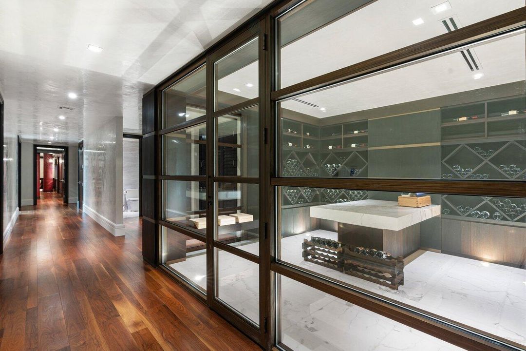 待售: $150,000,000 (9 贝兹, 11 浴室, 29485 平方英尺)