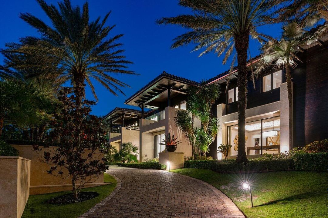 待售: $150,000,000 (9 贝兹, 11 浴室, 29485 平方英尺)