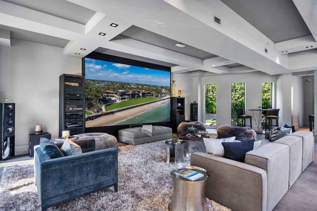 待售: $150,000,000 (9 贝兹, 11 浴室, 29485 平方英尺)