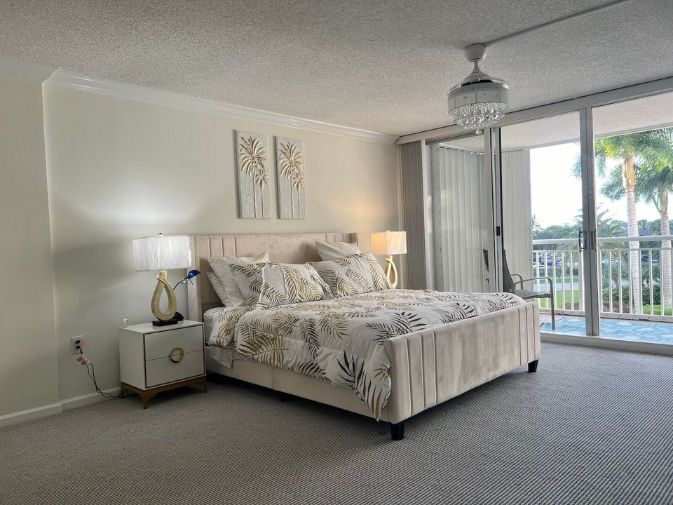 Active With Contract: $6,500 (2 beds, 2 baths, 1224 Square Feet)