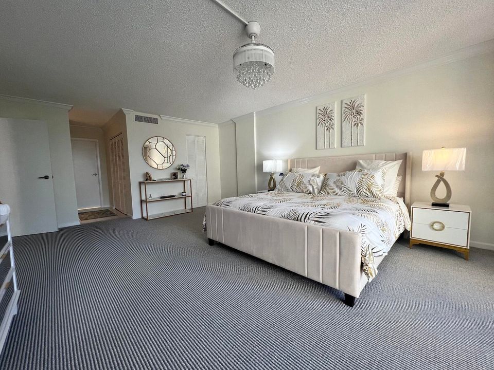 Active With Contract: $6,500 (2 beds, 2 baths, 1224 Square Feet)