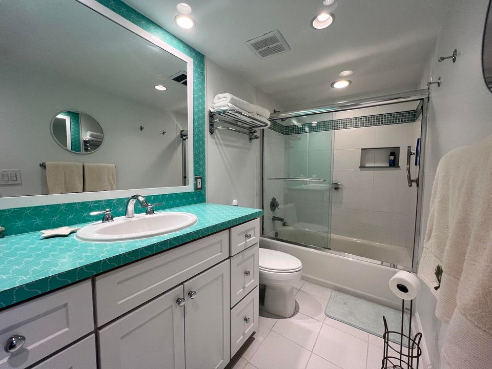 Active With Contract: $6,500 (2 beds, 2 baths, 1224 Square Feet)