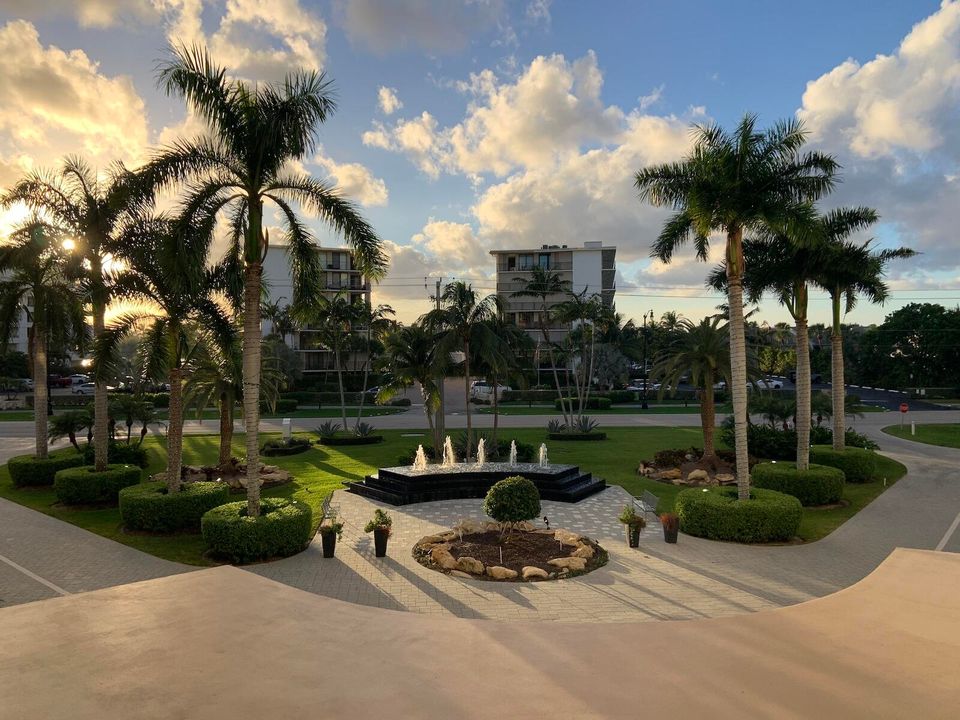 Active With Contract: $6,500 (2 beds, 2 baths, 1224 Square Feet)