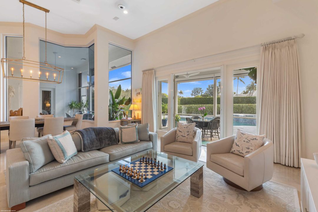 For Sale: $4,650,000 (3 beds, 3 baths, 4041 Square Feet)