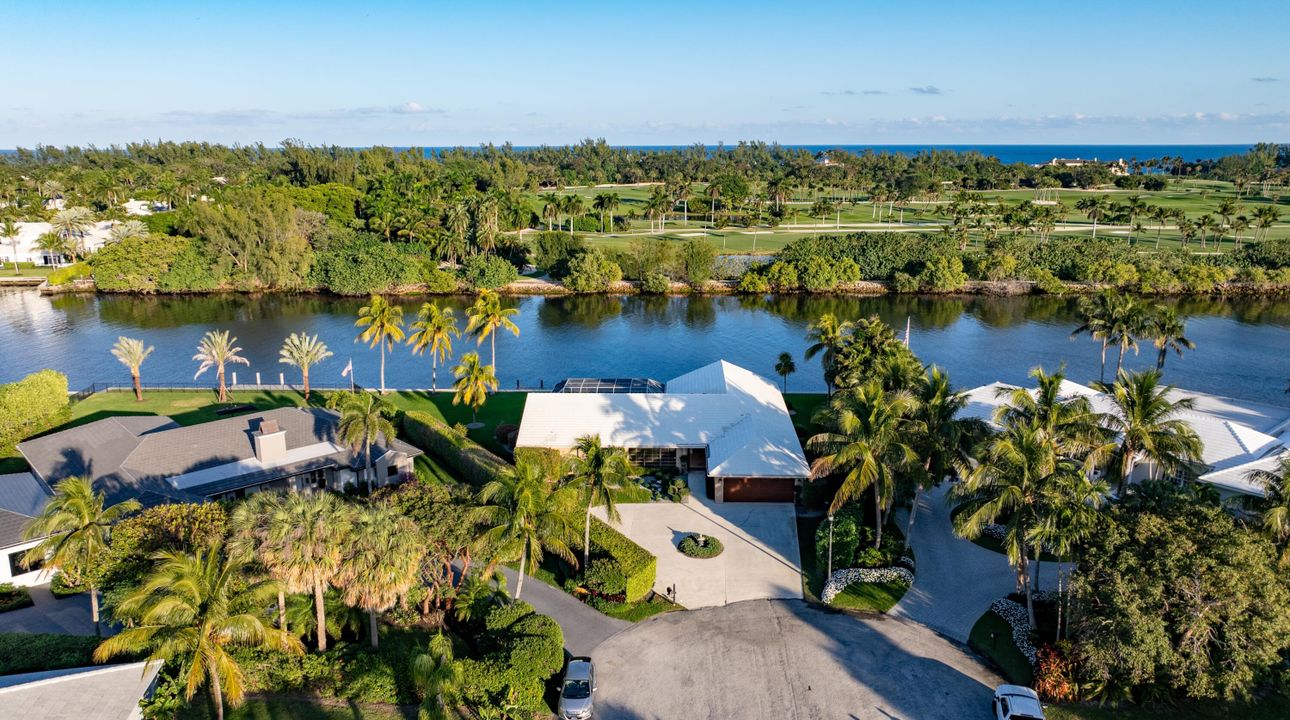 En Venta: $5,737,500 (4 camas, 3 baños, 3185 Pies cuadrados)