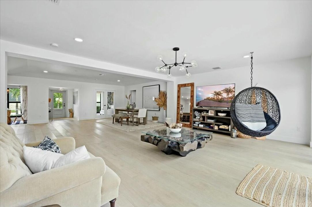 For Sale: $4,249,000 (4 beds, 4 baths, 2645 Square Feet)