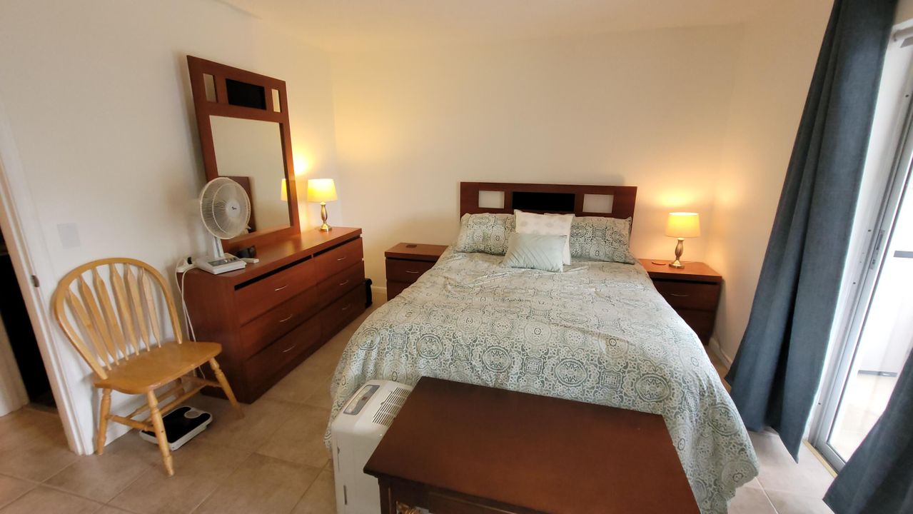 待售: $79,000 (1 贝兹, 1 浴室, 570 平方英尺)