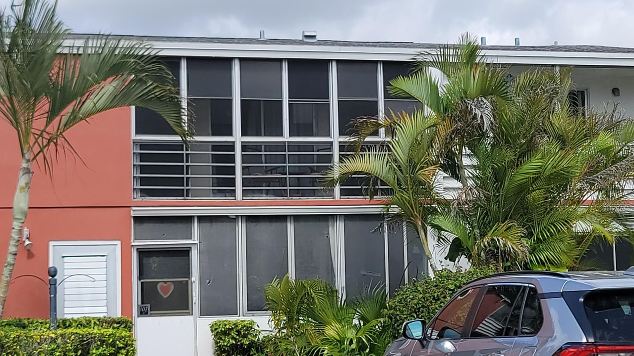 待售: $79,000 (1 贝兹, 1 浴室, 570 平方英尺)