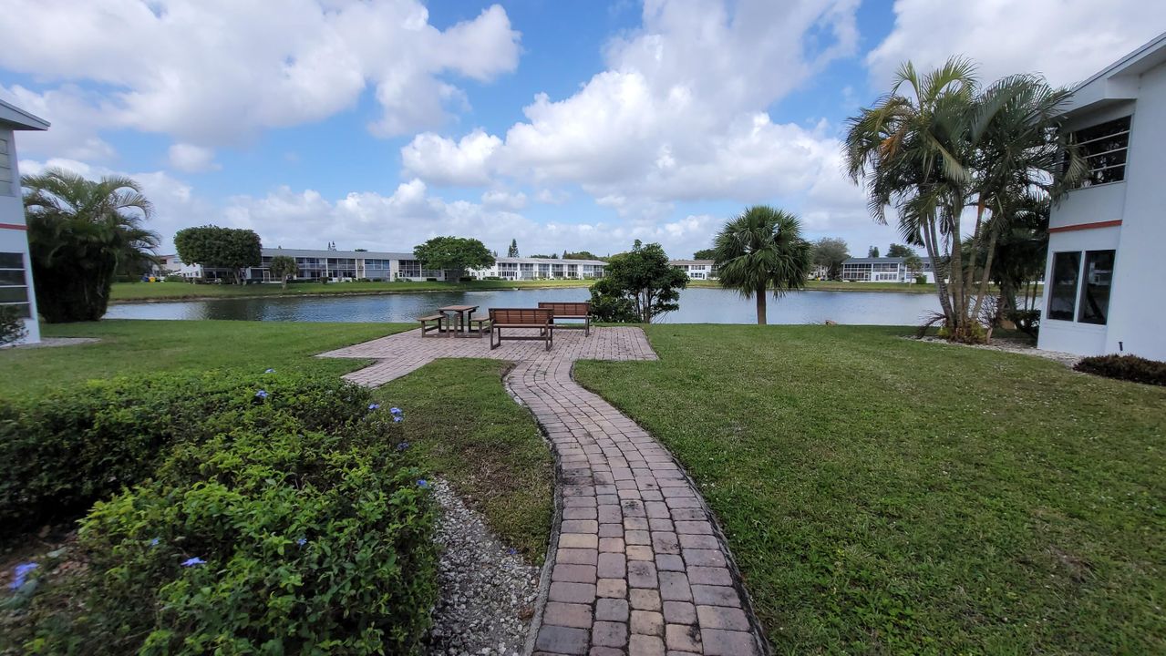 待售: $79,000 (1 贝兹, 1 浴室, 570 平方英尺)