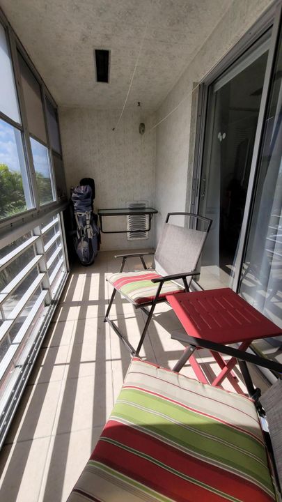 待售: $79,000 (1 贝兹, 1 浴室, 570 平方英尺)