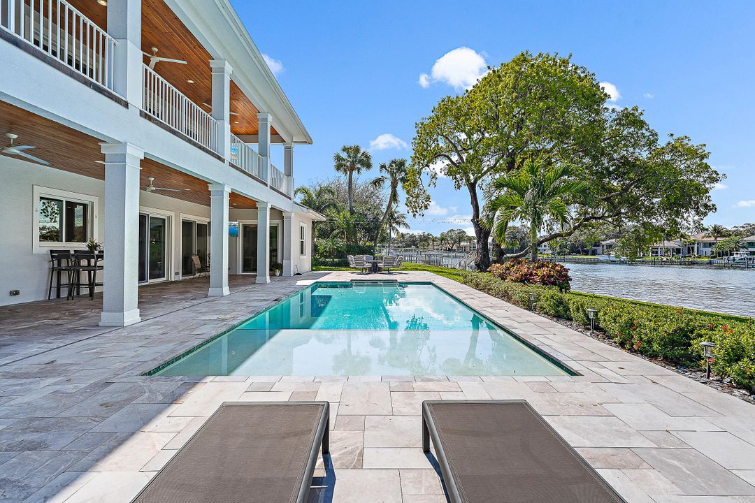 На продажу: $8,950,000 (4 спален, 5 ванн, 4316 Квадратных фут)