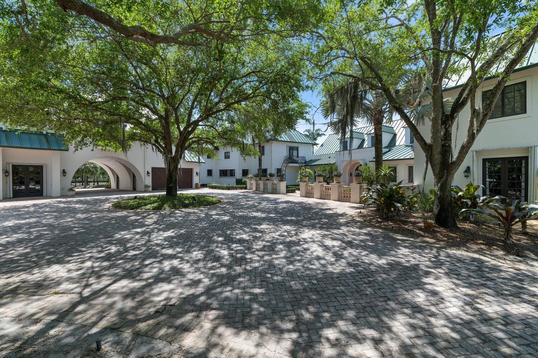 En Venta: $6,000,000 (9 camas, 11 baños, 14990 Pies cuadrados)