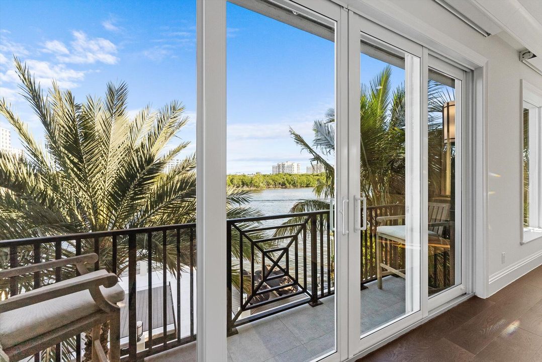 待售: $10,450,000 (5 贝兹, 7 浴室, 7146 平方英尺)