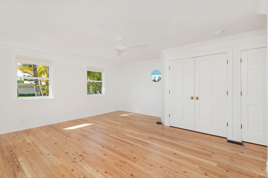 For Rent: $11,000 (4 beds, 3 baths, 2066 Square Feet)