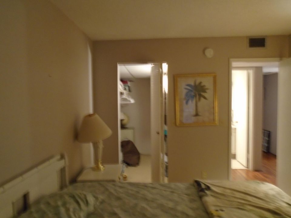 Active With Contract: $89,000 (2 beds, 1 baths, 874 Square Feet)