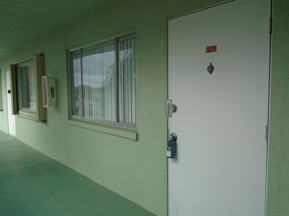 Active With Contract: $89,000 (2 beds, 1 baths, 874 Square Feet)