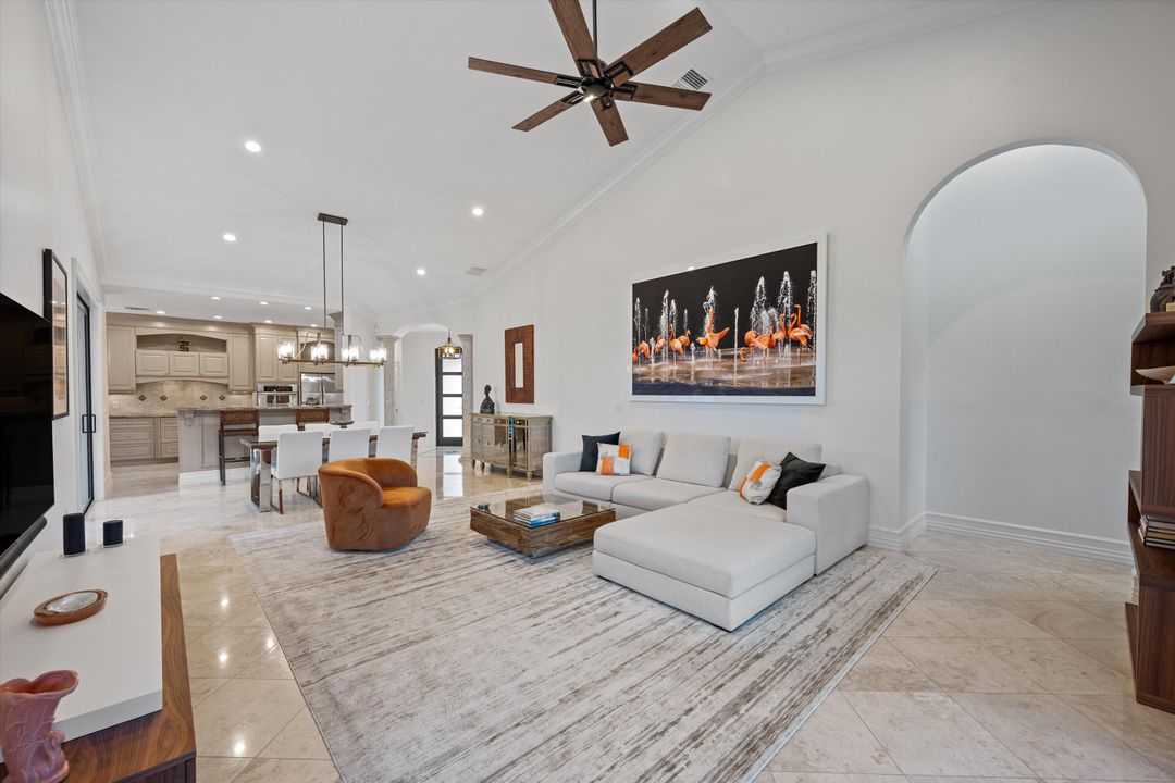 На продажу: $1,285,000 (3 спален, 3 ванн, 1898 Квадратных фут)