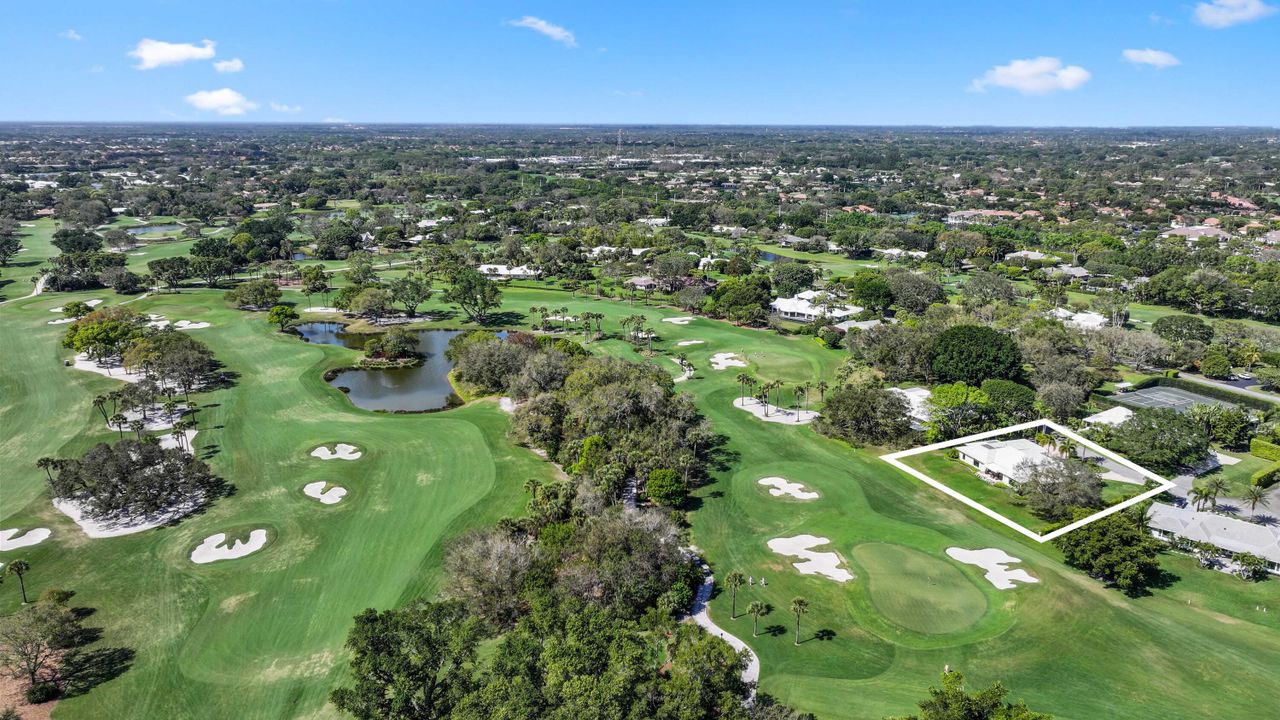 Active With Contract: $2,795,000 (4 beds, 3 baths, 3992 Square Feet)