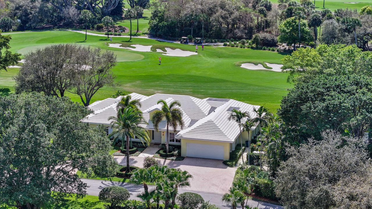 Active With Contract: $2,795,000 (4 beds, 3 baths, 3992 Square Feet)