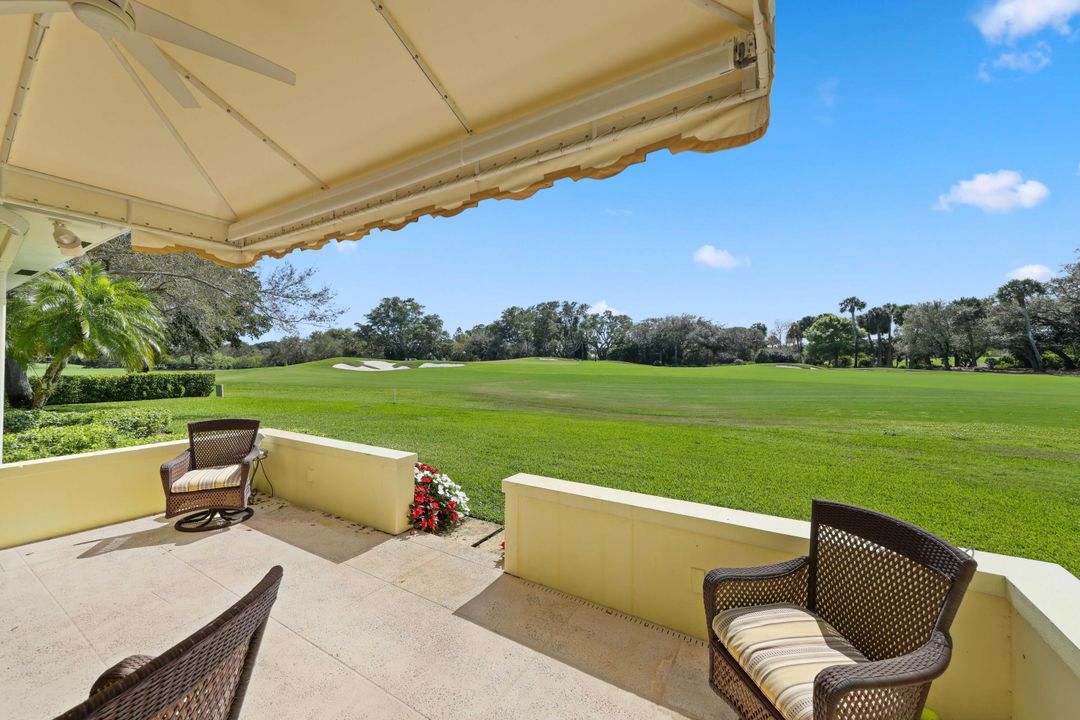 Active With Contract: $2,795,000 (4 beds, 3 baths, 3992 Square Feet)