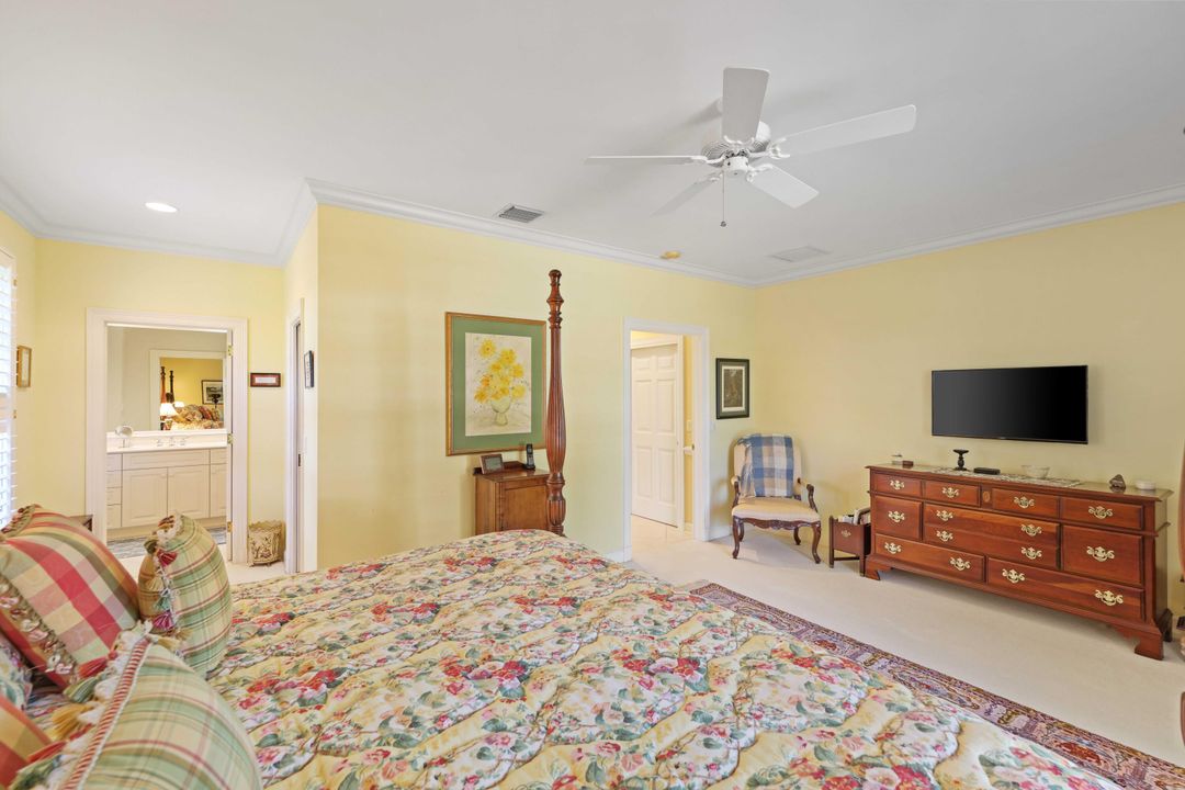 Active With Contract: $2,795,000 (4 beds, 3 baths, 3992 Square Feet)