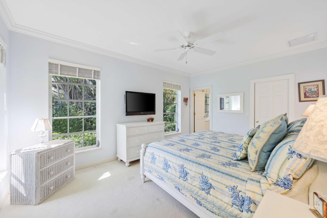 Active With Contract: $2,795,000 (4 beds, 3 baths, 3992 Square Feet)