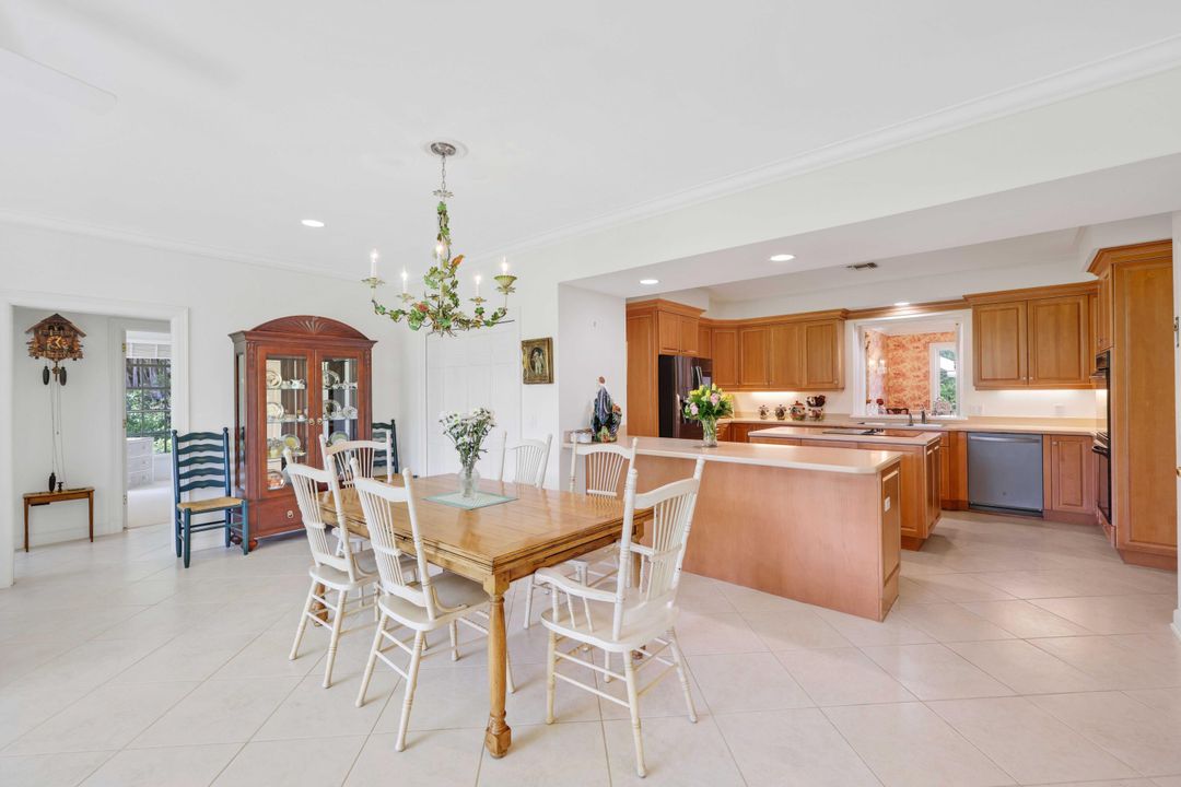 Active With Contract: $2,795,000 (4 beds, 3 baths, 3992 Square Feet)