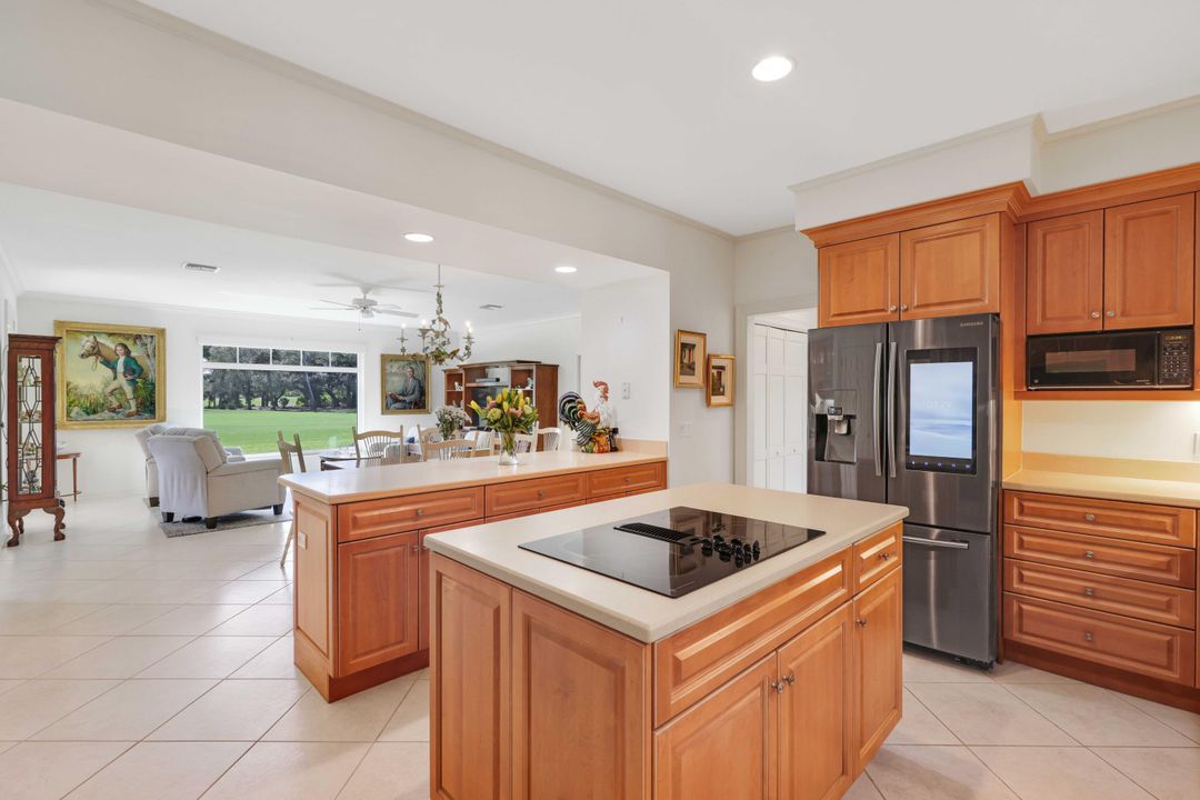 Active With Contract: $2,795,000 (4 beds, 3 baths, 3992 Square Feet)