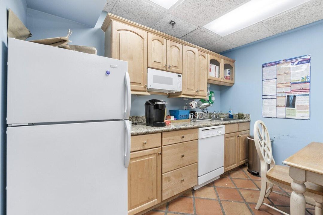 En Venta: $5,767 (0 camas, 0 baños, 2768 Pies cuadrados)