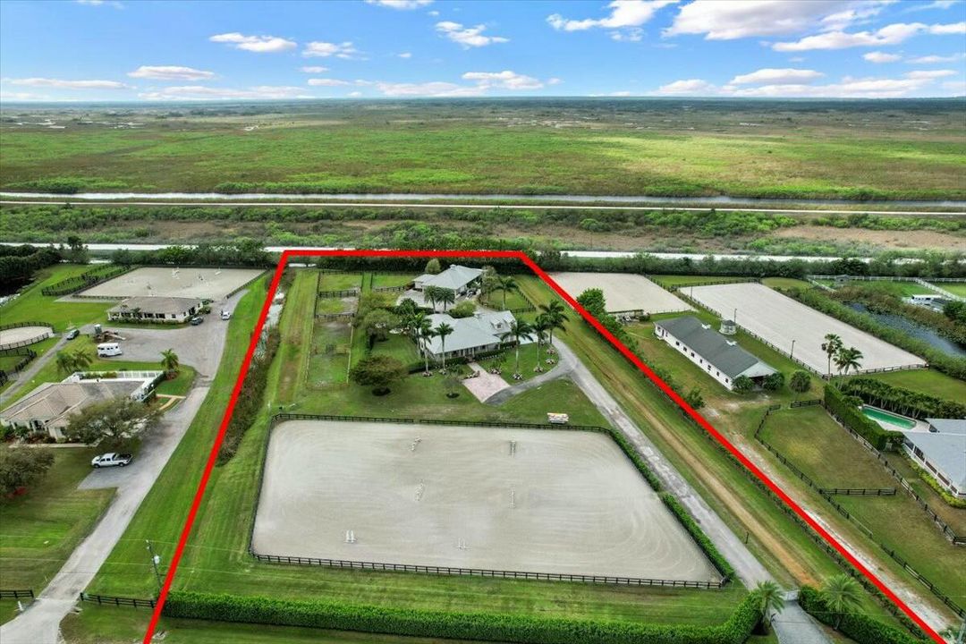 Recently Sold: $4,200,000 (4 beds, 2 baths, 3647 Square Feet)