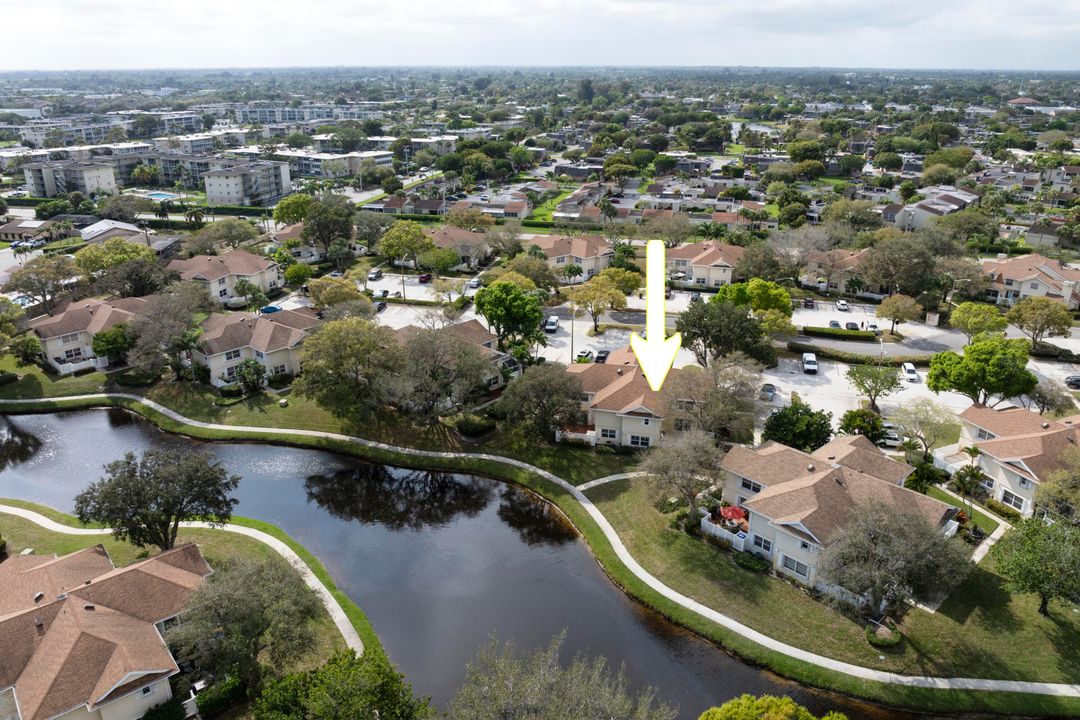 En Venta: $285,000 (2 camas, 2 baños, 1374 Pies cuadrados)