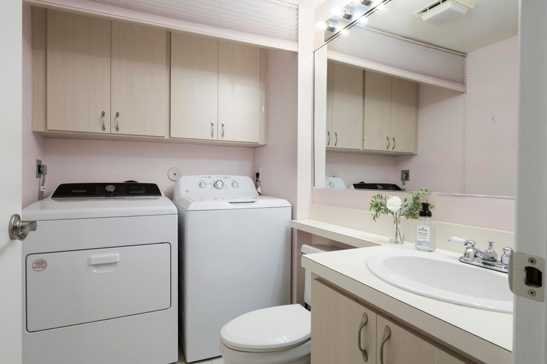 En Venta: $285,000 (2 camas, 2 baños, 1374 Pies cuadrados)