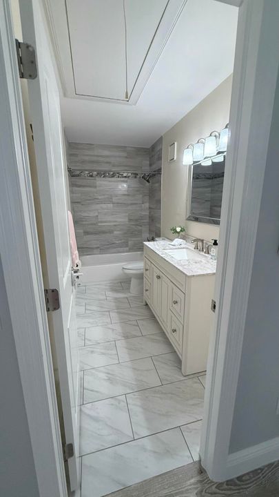 En Venta: $285,000 (2 camas, 2 baños, 1374 Pies cuadrados)