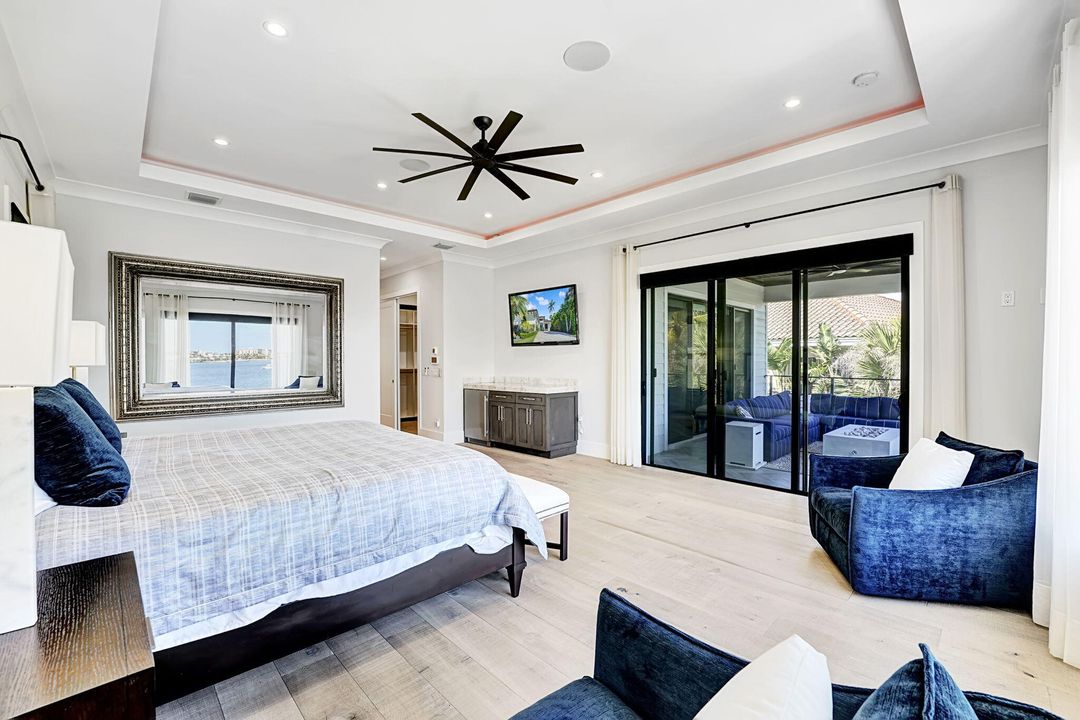 合同活跃: $4,995,000 (5 贝兹, 5 浴室, 4671 平方英尺)