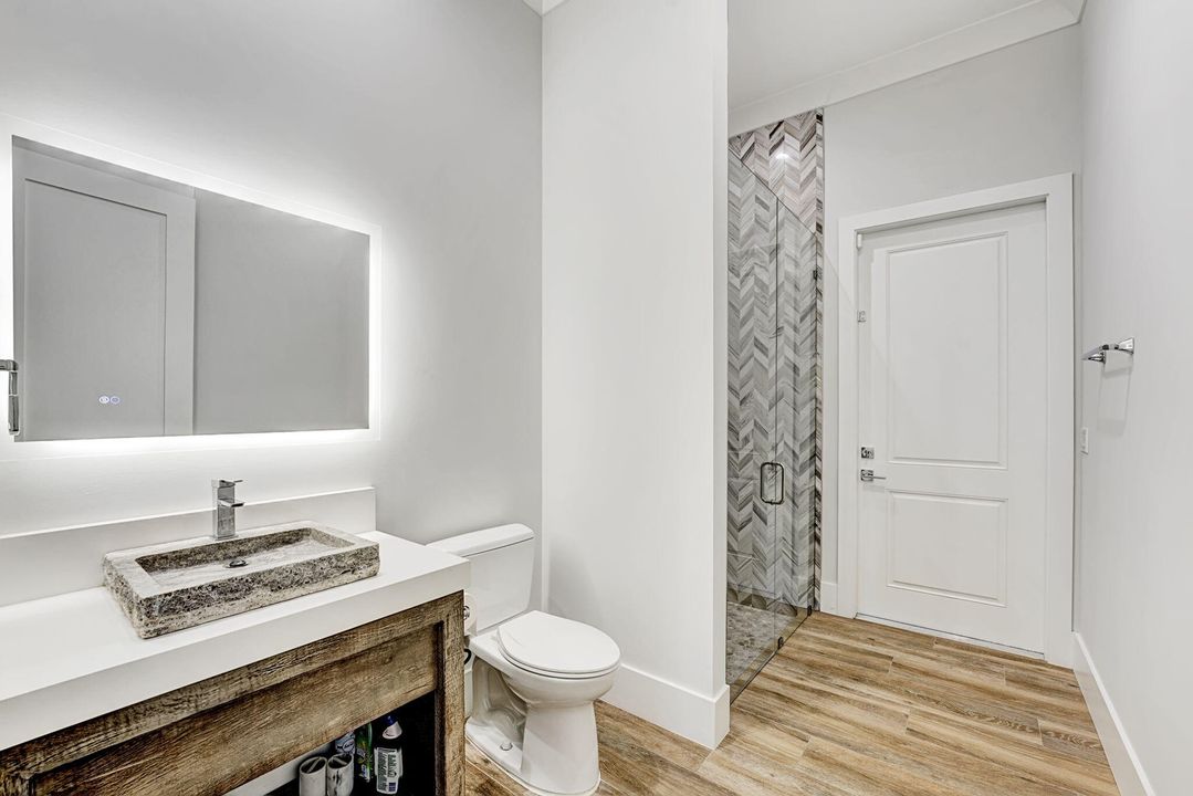 合同活跃: $4,995,000 (5 贝兹, 5 浴室, 4671 平方英尺)