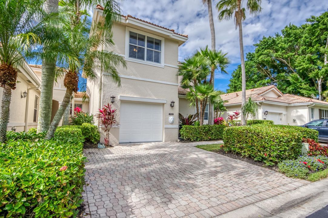 For Sale: $479,000 (3 beds, 2 baths, 1842 Square Feet)