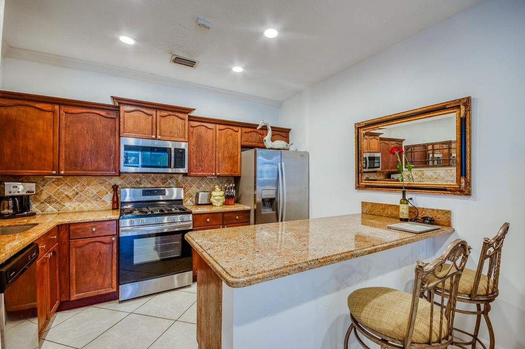 For Sale: $479,000 (3 beds, 2 baths, 1842 Square Feet)