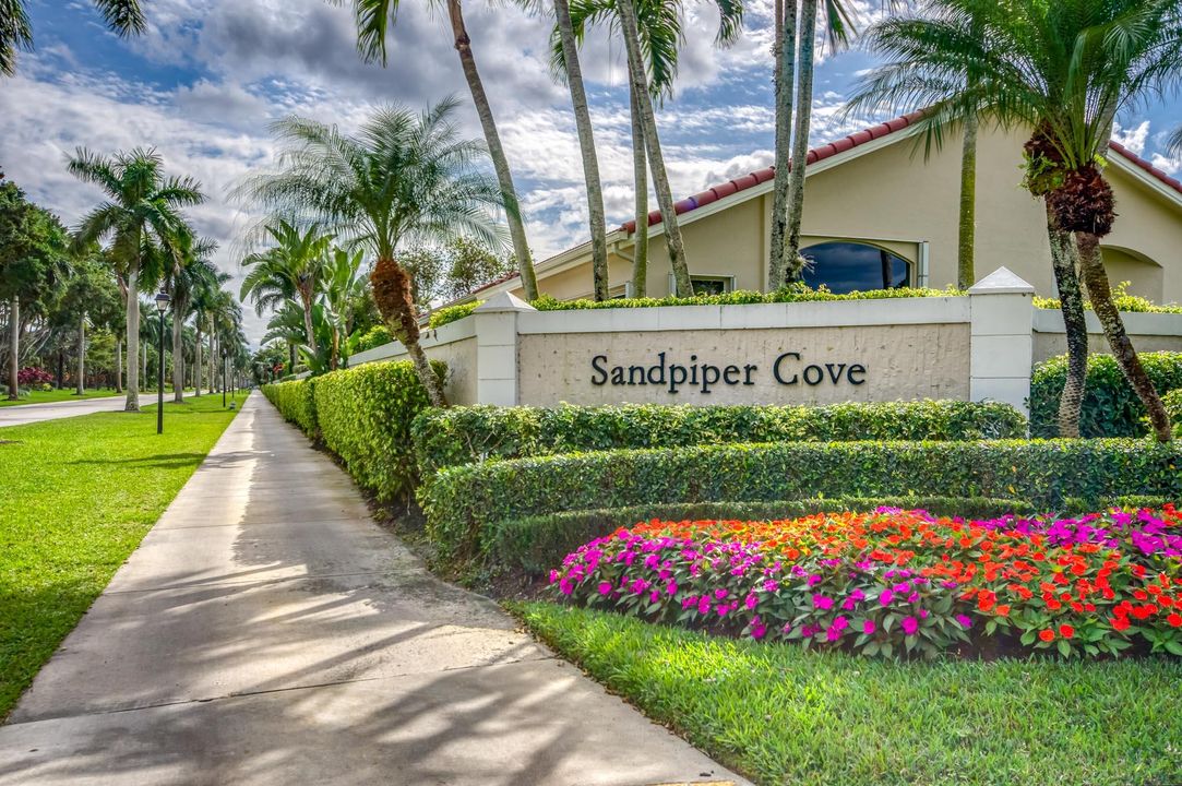 For Sale: $479,000 (3 beds, 2 baths, 1842 Square Feet)