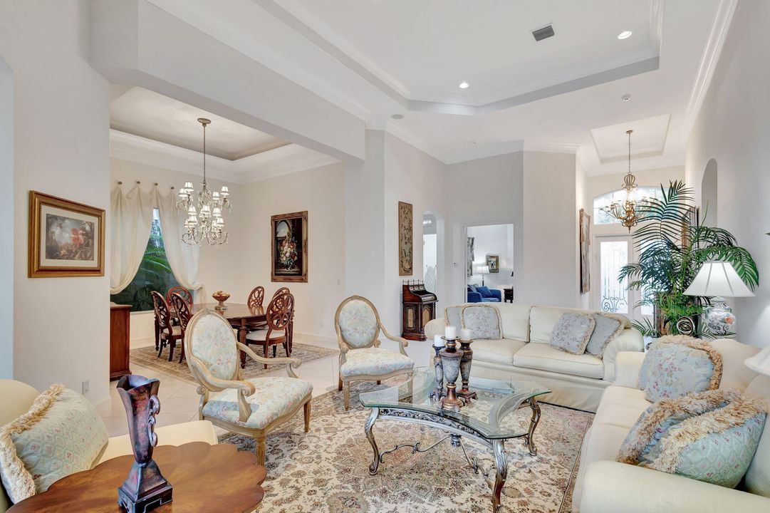 En Renta: $15,750 (3 camas, 3 baños, 2920 Pies cuadrados)